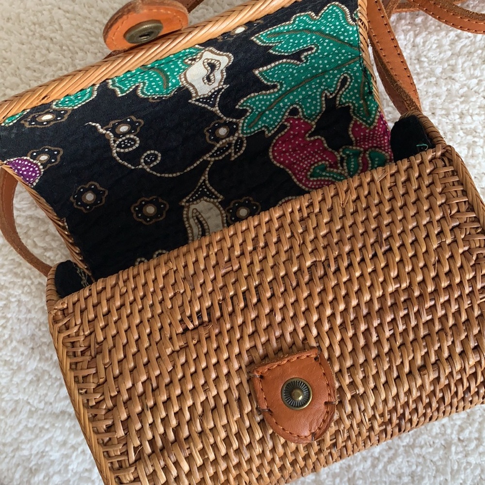 Handmade Boho Rattan Mini Crossbody - Picture 4 of 5